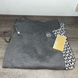 NWT MICHAEL KORS Pants Derby Sweatpants Gray/White KM Symbol Women’s Large